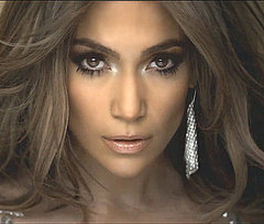 http://media6.onsugar.com/files/2011/03/09/5/192/1922153/bb6611ad160a37fd_Jennifer-Lopez.larger/i/Jennifer-Lopez-Silver-Eye-Shadow-Eye-Brightening-Tips.jpg